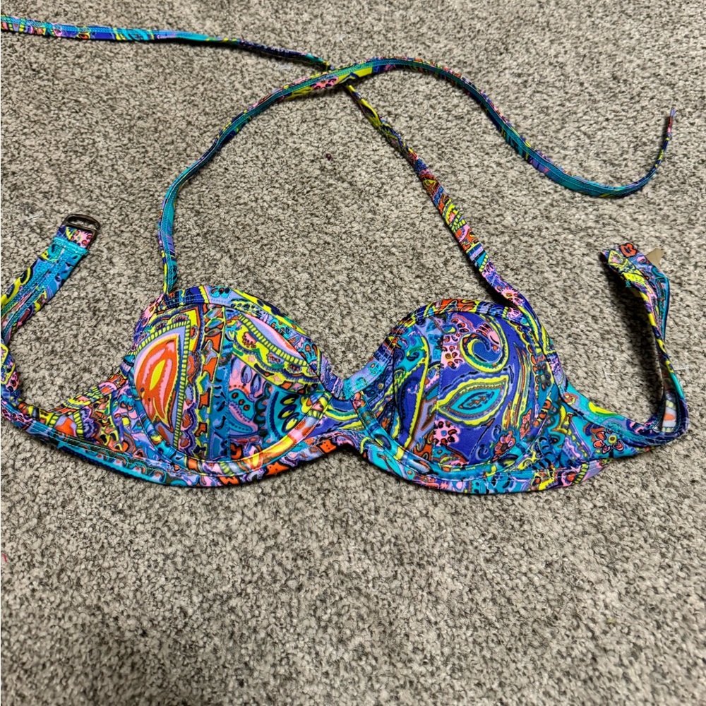 Victoria’s Secret 32A Push-Up Bikini Top